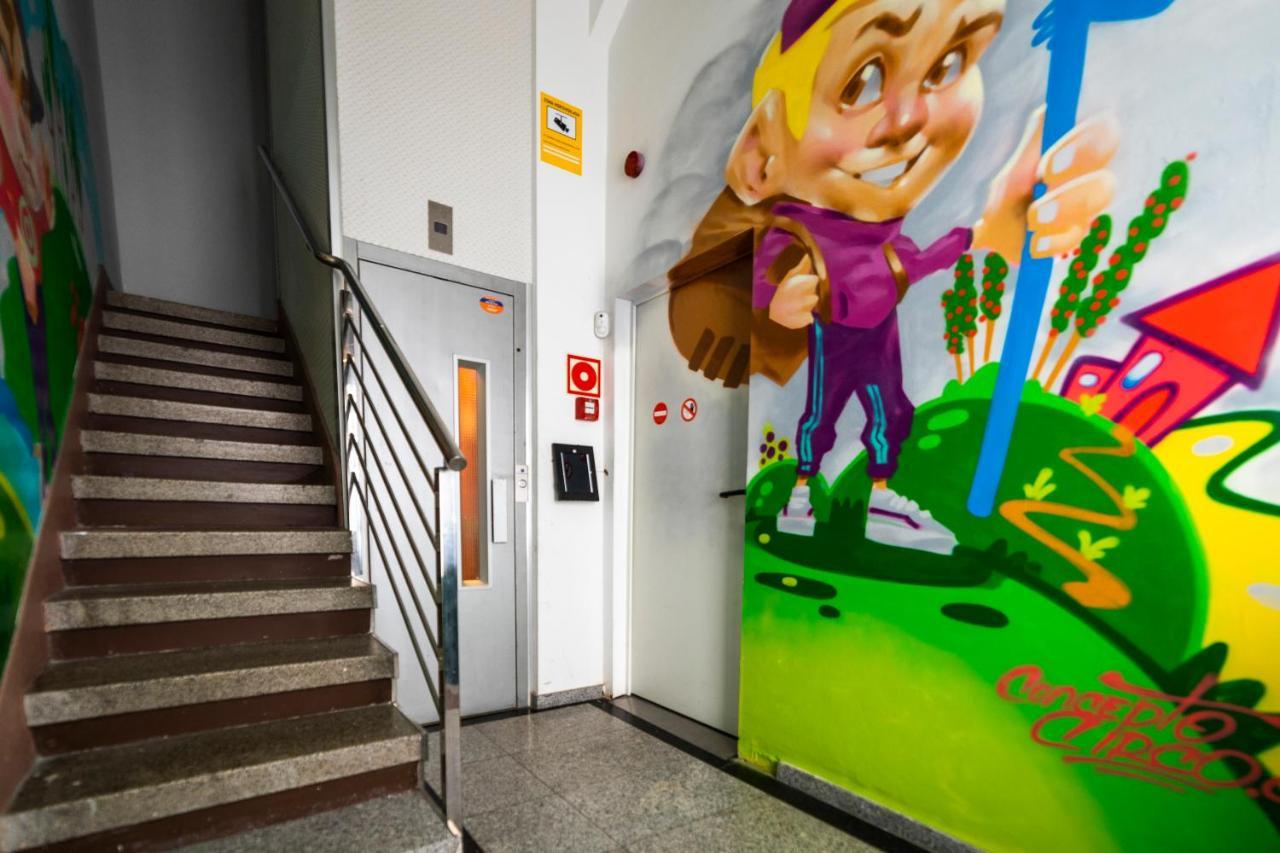 Shiku Vandrarhem Lugo Exteriör bild