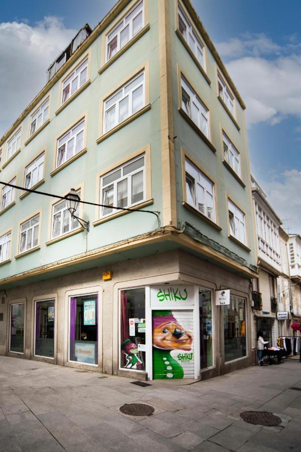 Shiku Vandrarhem Lugo Exteriör bild